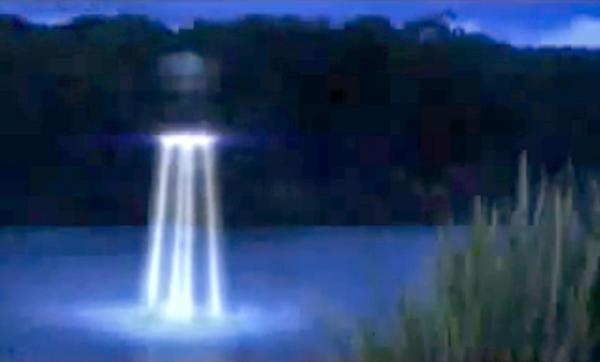 Забор воды НЛО из озера Госфорд (Gosford) в Австралии в 1994 году, подтвержден свидетельствами многих горожан, включая бизнесменов, полицейских, пенсионеров и ученых. См. видео на YouTube: «UFO Sucks Up Water From Lake Gosford Australia, 1994». Кадр из видео.