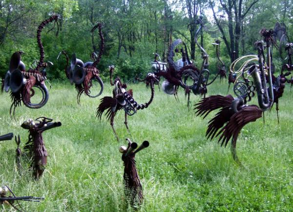 Парк-музей металлических скульптур доктора Авермора в Норт-Фридом, штат Висконсин. Photo Courtesy: sparklemotion0  at flickr