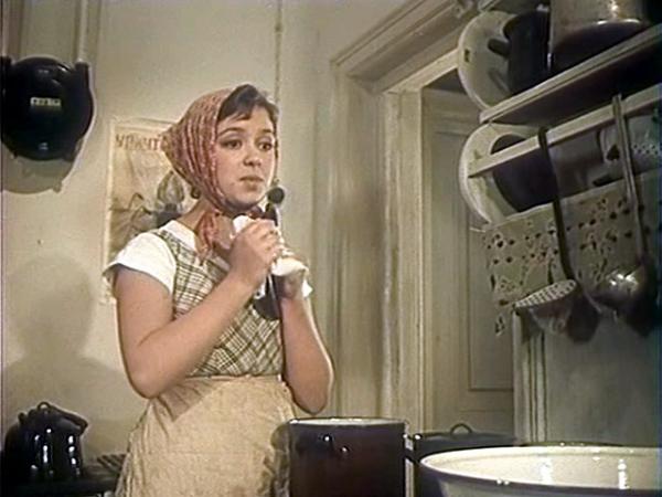 Кадр из фильма Эльдара Рязанова «Девушка без адреса». 1957 г.