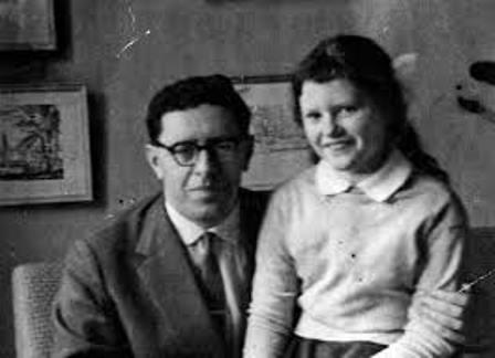 С дочкой Олей, 1960