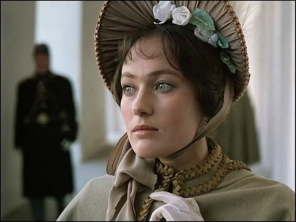 Лариса Гузеева.jpg