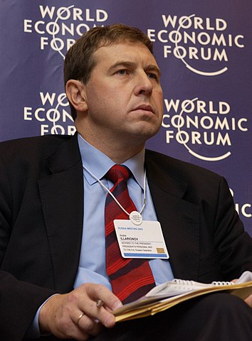 354px-AndreyIllarionov_-_RussiaMeeting-2003.jpg