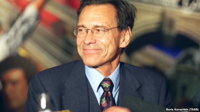 Andrey_Konchalovskiy_1998.jpg