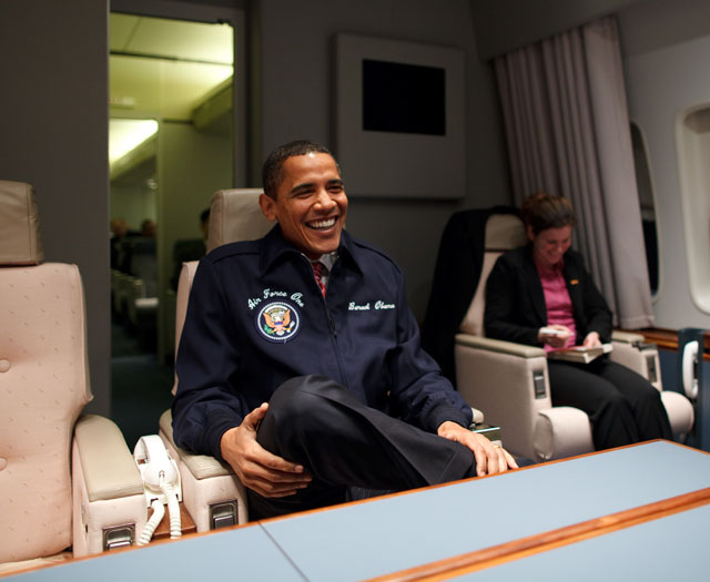 Barack Obama Air Force One Jacket w.jpg