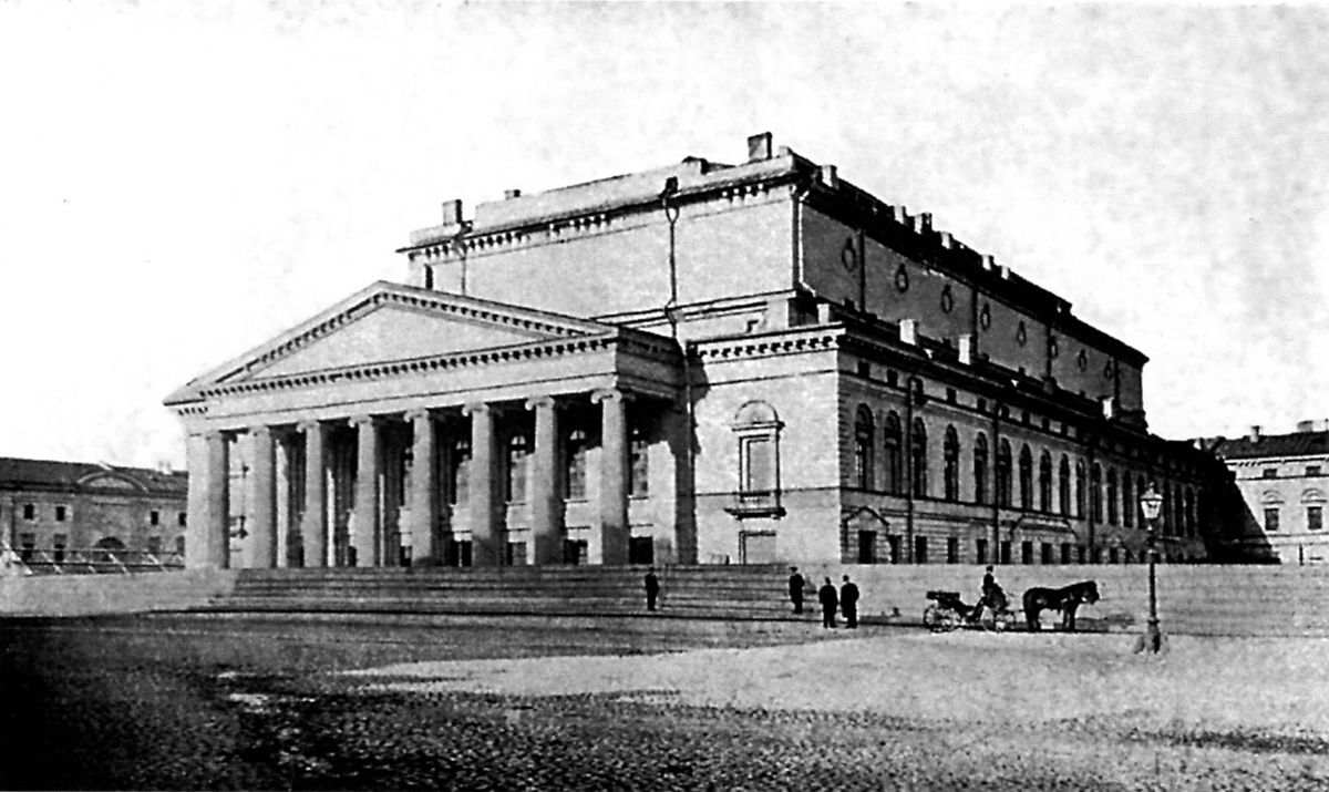 Bolshoy_teatr_Sankt-Peterburg_-_Vikipediya.jpg