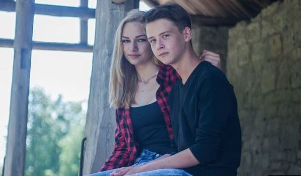 Denis_Muravev_i_Katya_Vlasova.jpg