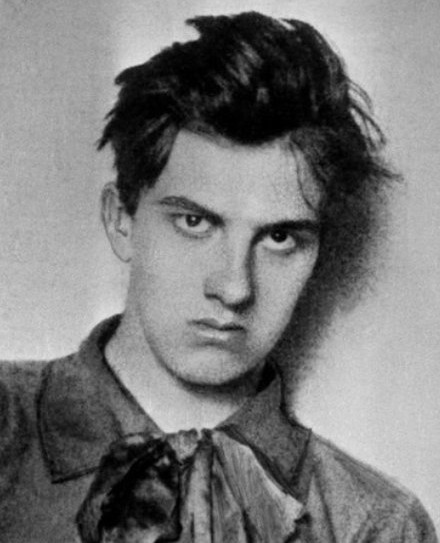 Mayakovskiy_2.jpg