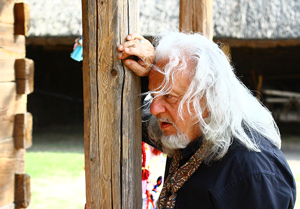Pray_in_Chernobil_-morgulis.jpg