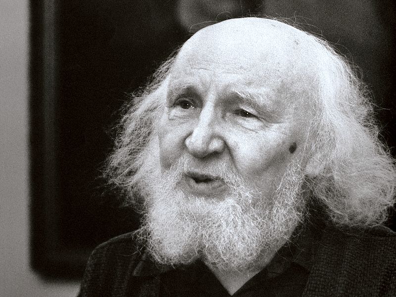 Svyashchennik_Dmitriy_Dudko_na_lekcii.jpg