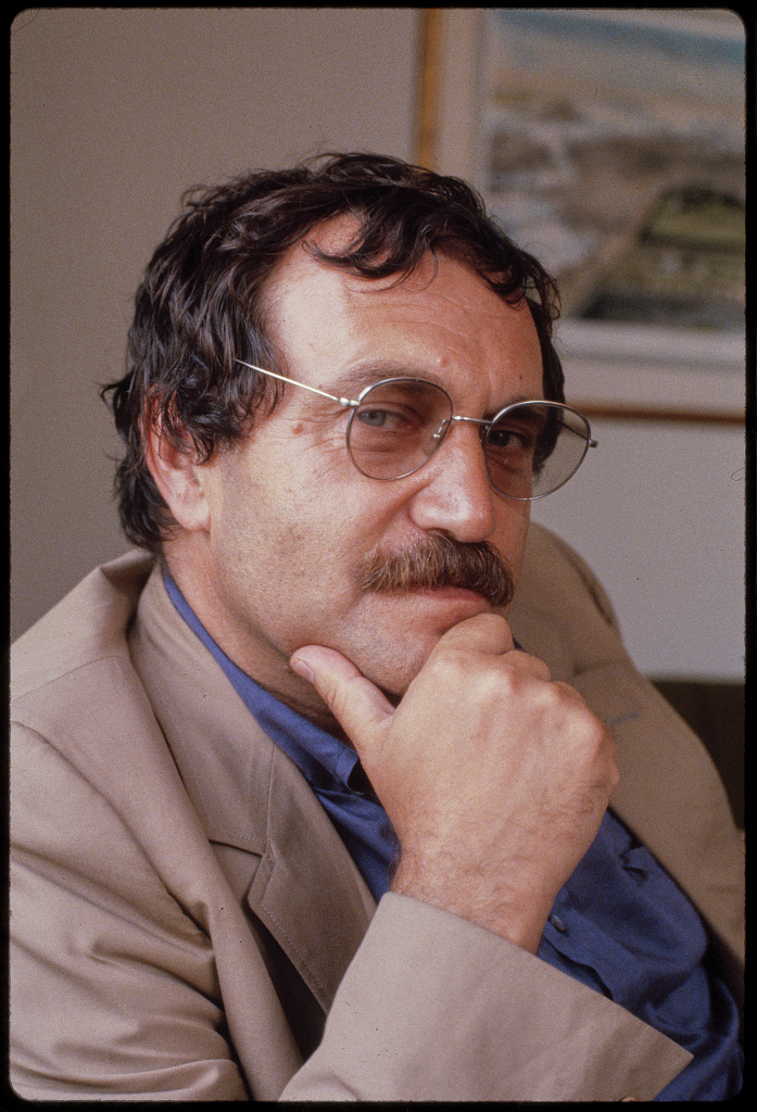 Vasily_Aksyonov_1980.jpg