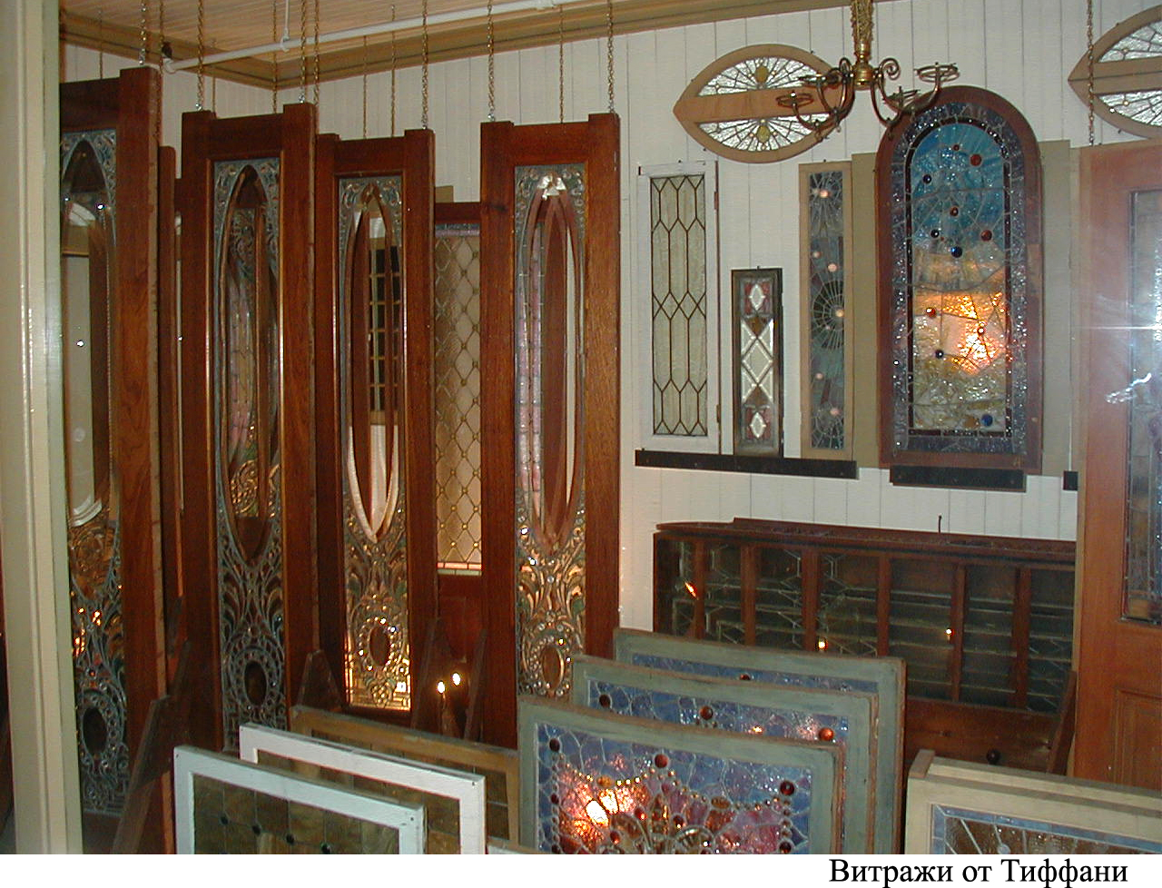 Vitrazhi_ot_Tiffani.jpg