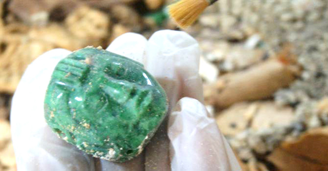 archaeology-piece-el peru waca w.jpg