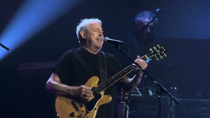 «Я песни прежние пою...». Впечатление от концерта А. Макаревича