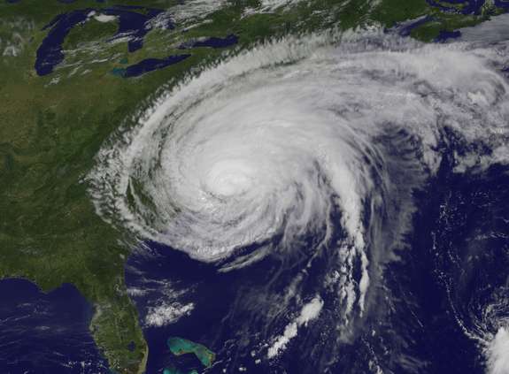 hurricane-irene-landfall-east-coast-goes-13-aug-27.jpg