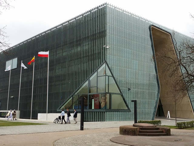 poland_jewish_museum_5_building.jpg