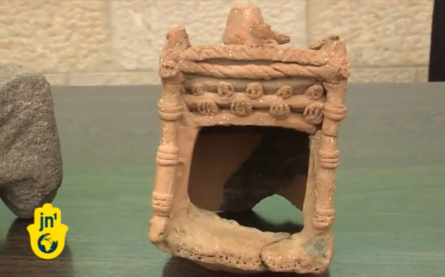 shrine model w.jpg