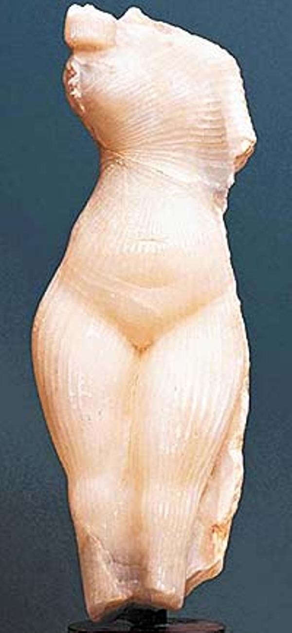 "Древнеегипетская" статуэтка от Шона Гринхэлга