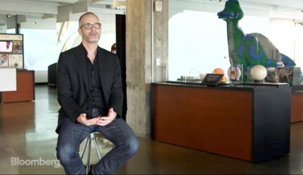 Эндрю Хэссел в лаборатории Autodesk на 9-м пирсе в Сан-Франциско. Photo Courtesy: Bloomberg video/Seagull Publications