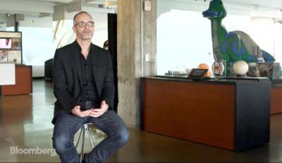 Эндрю Хэссел в лаборатории Autodesk на 9-м пирсе в Сан-Франциско