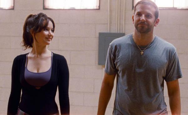 Дженнифер Лоуренс (Тиффани) и Брэдли Купер (Пэт) в фильме Silver Linings Playbook. Photo © 2012 The Weinstein Company