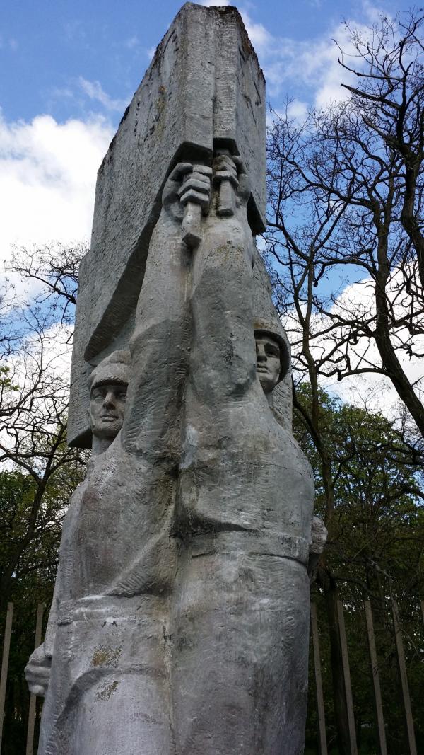 Монумент польско-советского солдатского братства