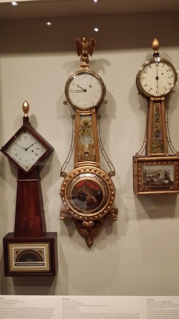 Настенные часы из музейной коллекции