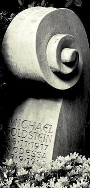 Памятник М. Гольдштейну в Германии