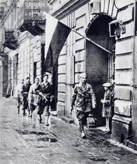 Варшавское восстание. Патруль лейтенанта Станислава Янковского. 1 августа 1944 г., предместье Воля.
