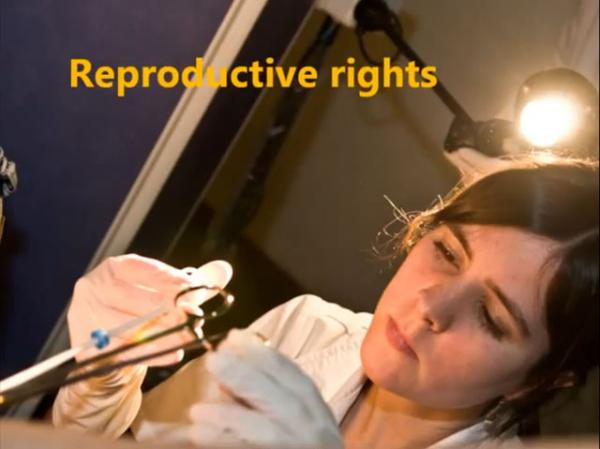 Фрагмент видео UNFPA в Уругвае, посвященного рождению 7-миллиардного жителя Земли. Контроль рождаемости, в частности, доступность различных противозачаточных средств — одна из основ программирования народонаселения.