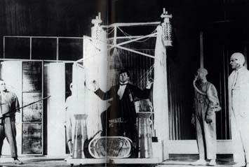 Сцена из «Клопа» в постановке В. Мейерхольда, 1929