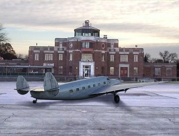 Историческое здание аэропорта Боуман-Филд.  Photo Courtesy: The Kentucky Aviation Historical Society