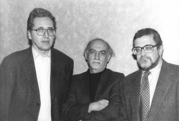 Лев Лосев (справа), Соломон Волков (в центре) и искусствовед Борис Гройс. Фото Марианны Волковой.