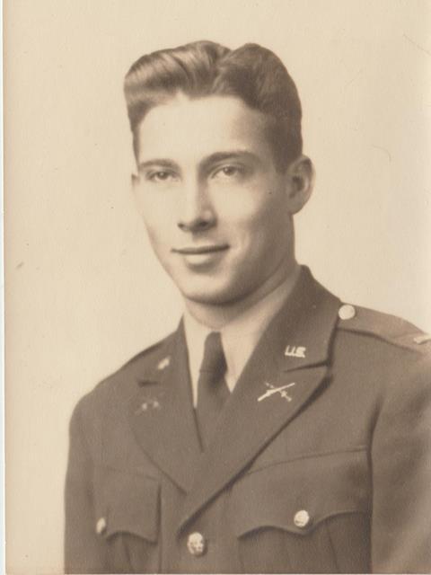 Стэнли Плезент в 1945-м году.