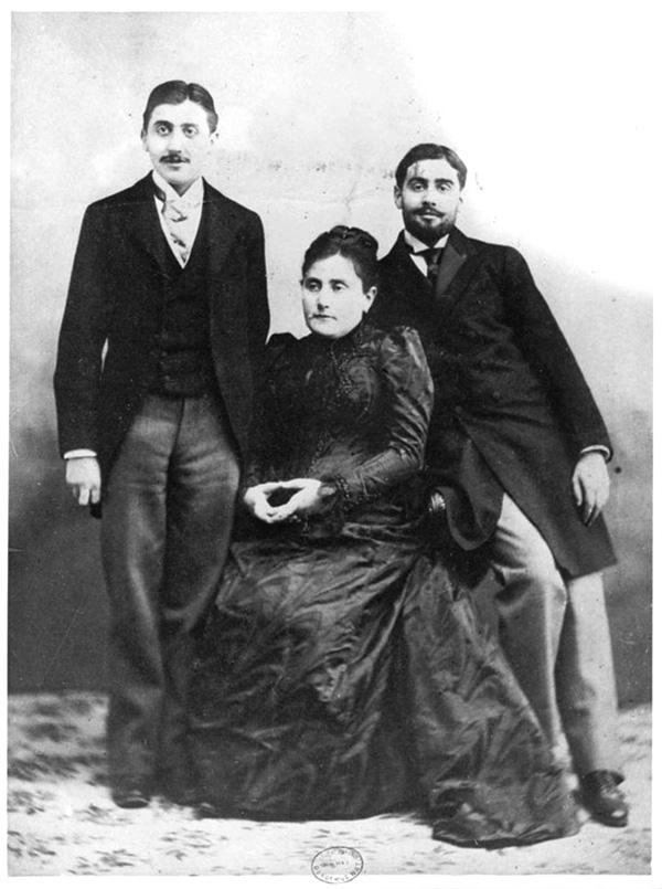 Марсель Пруст (слева) мать и брат Роберт. 1895 г. Photo courtesy: ABCNews / Seagull Publications
